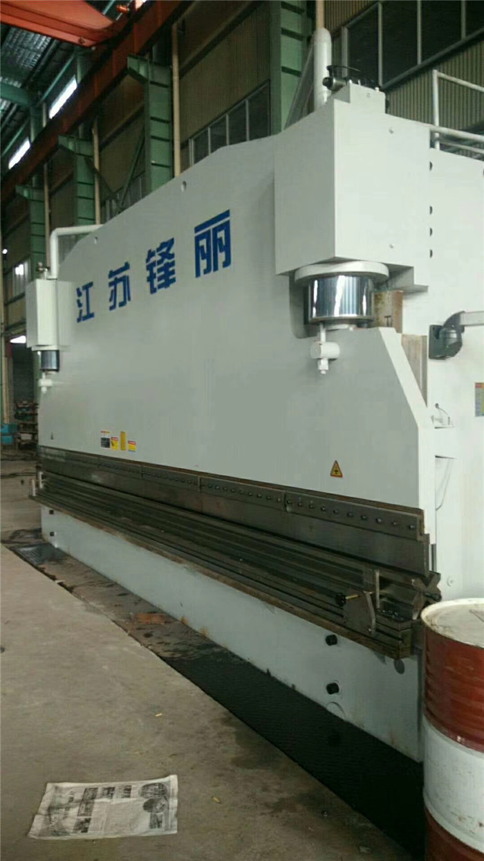 鋁合金折彎?rùn)C(jī) 鋁合金折彎?rùn)C(jī)